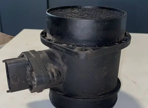 Volvo S80 Mass air flow meter 0280218108 8670112