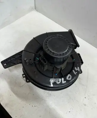 Volkswagen Polo IV 9N3 Heater fan/blower 6Q1820015G A1916