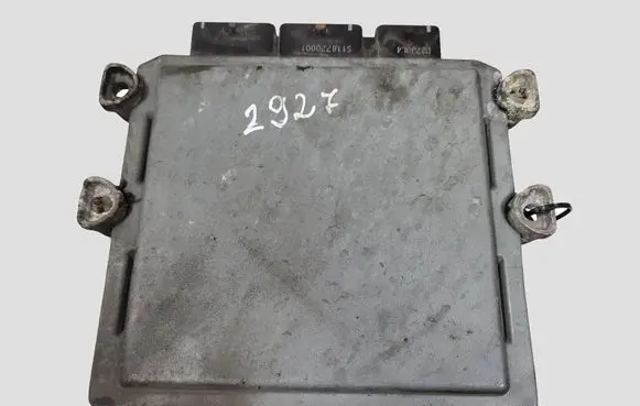 Volvo V50 Engine control unit/module 30729518 5WS40212GT