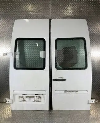Mercedes-Benz Sprinter W901 W902 W903 W904 Rear door 