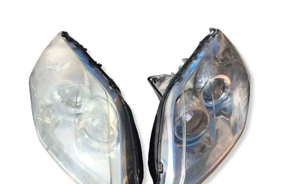 Renault Laguna III Headlight/headlamp 260600033R 89901834 89901833