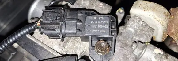 Honda CR-V Air pressure sensor 0281006028