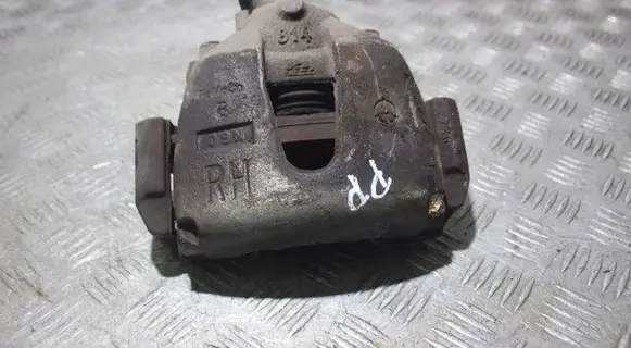 Mazda 3 II Front brake caliper