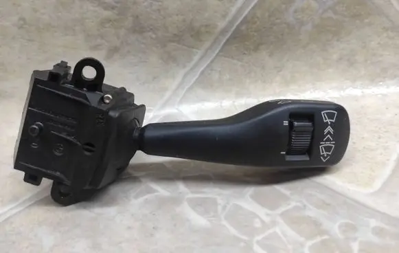 BMW 5 E39 Wiper control stalk 8363669 01204020