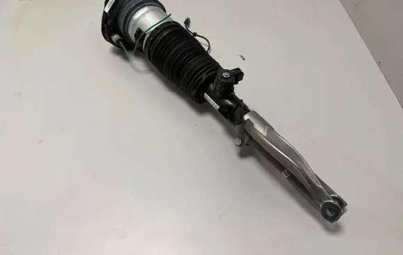 BMW X5 G05 Air suspension front shock absorber 6892425 5B69E21
