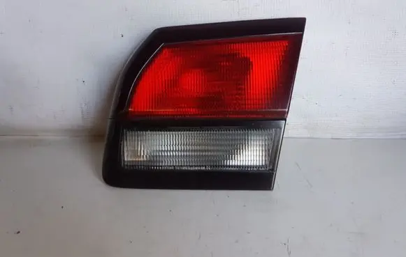 Mazda 626 Tailgate rear/tail lights