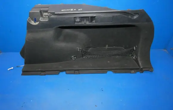 KIA Optima Tailgate/trunk side cover trim 