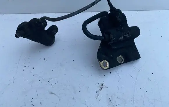 Clutch slave cylinder