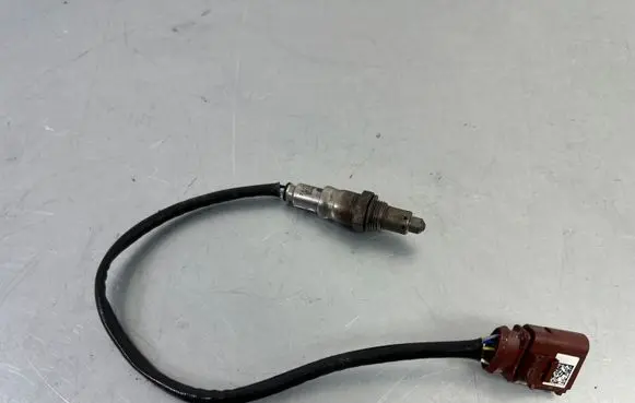 Volkswagen Touareg III Lambda probe sensor 8W0906265AF