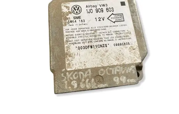 Volkswagen Transporter - Caravelle T4 Airbag control unit/module 1J0909603