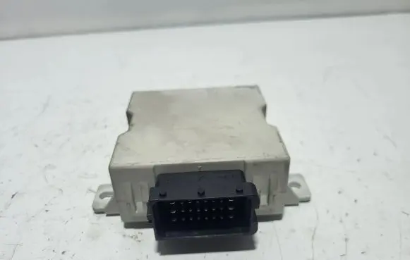 Toyota Avensis T250 Window wiper relay 150695