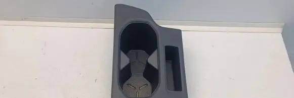 Nissan Leaf II (ZE1) Cup holder front 969315SH0A 969G65SH0A