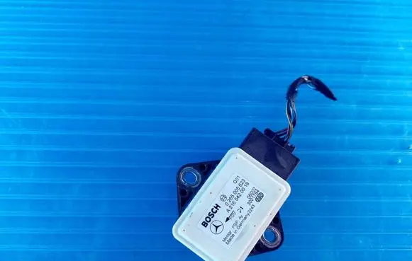 Mercedes-Benz B W245 ESP acceleration yaw rate sensor A2165420018
