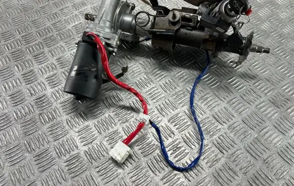 Toyota Avensis T250 Electric power steering pump 1608000101 9E230143