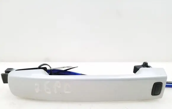 Nissan Qashqai Front door exterior handle 