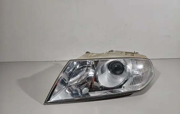 Skoda Octavia Mk2 (1Z) Headlight/headlamp 1302789638756