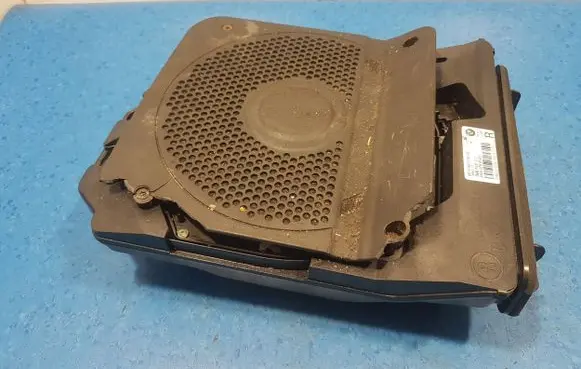 BMW 7 F01 F02 F03 F04 Rear door speaker cover trim 9210150