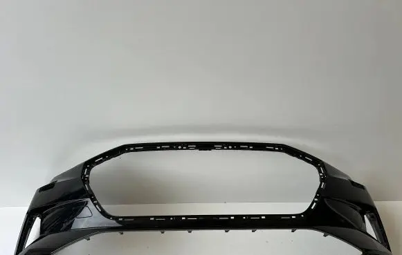 Audi e-tron Front bumper 4KE807437