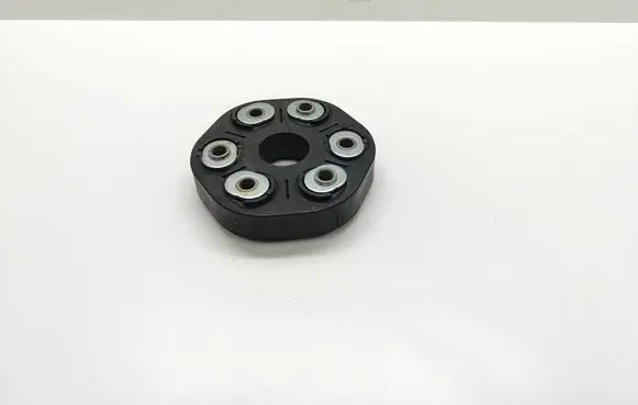 BMW 5 E60 E61 Rear prop shaft donut coupling/joint 7546425 26117546425