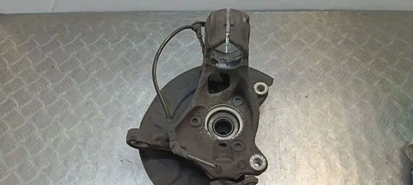 Skoda Superb B8 (3V) Front wheel hub spindle knuckle 