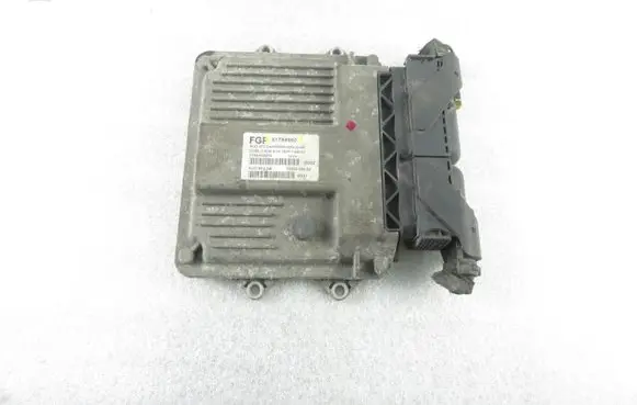 Fiat Doblo Engine control unit/module 51784560