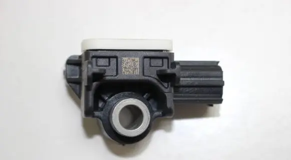Mitsubishi ASX Airbag deployment crash/impact sensor 8651A166