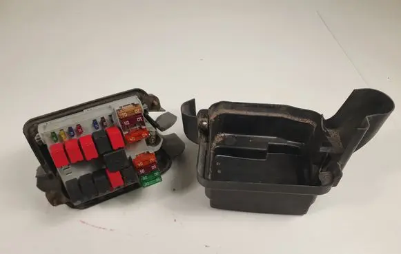 Fiat Ducato Fuse module 1332043080