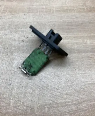 Toyota Corolla E120 E130 Heater blower motor/fan resistor COROLLAFANRESISTOR