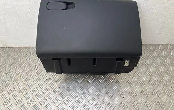 Volvo V40 Glove box 39824225 020016013 21016