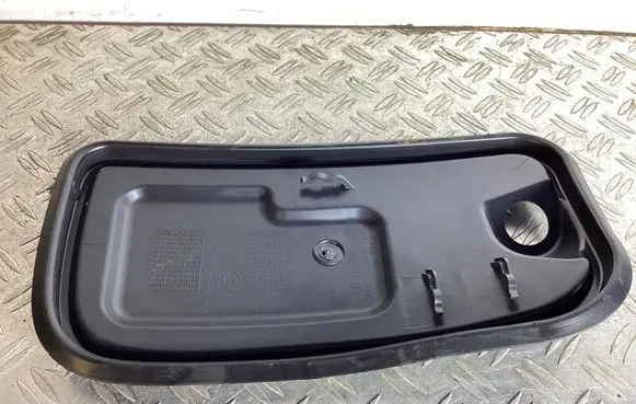 Porsche Macan (95B) Other front door trim element 95B837915B