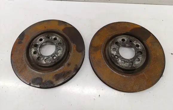 Jeep Cherokee Front brake disc