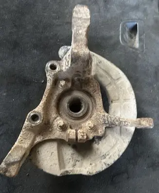 Volvo S70 V70 V70 XC Front wheel hub spindle knuckle