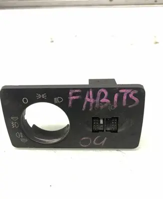 Skoda Fabia Mk2 (5J) Headlight level height control switch