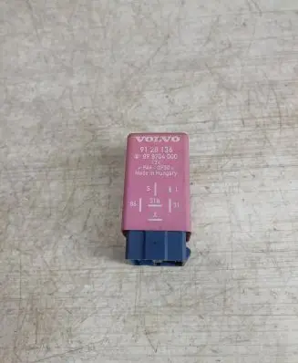 Volvo S70 V70 V70 XC Other relay 9128136 898704000