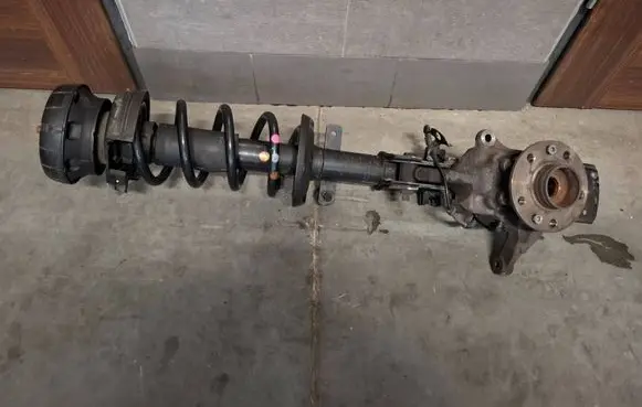 Renault Trafic III (X82) Front wheel hub spindle knuckle