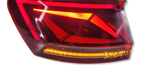 Volkswagen Touareg III Rear/tail lights 760945207DKOLUMB 760945207D