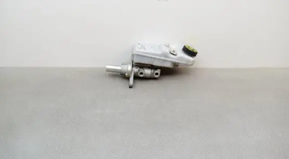 Toyota Corolla E160 E170 Brake fluid reservoir 0204255239 717818