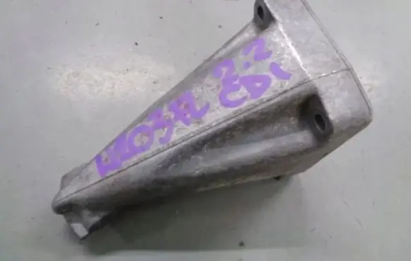 Mercedes-Benz C W203 Engine mount vacuum valve 