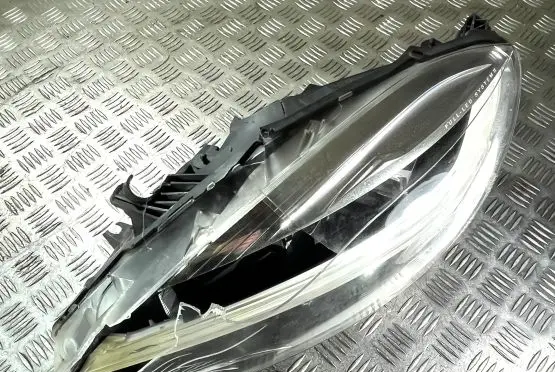 Volvo V40 Headlight/headlamp 31420449