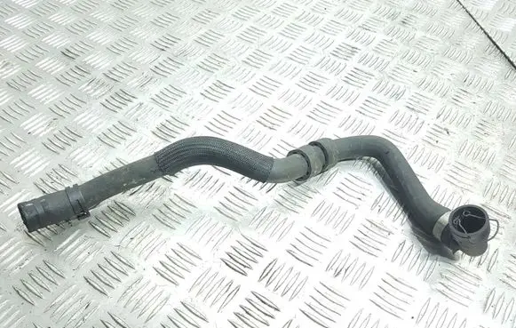 Ford Mondeo MK IV Engine coolant pipe/hose
