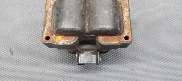 Ford Fiesta High voltage ignition coil 928f-12029ca