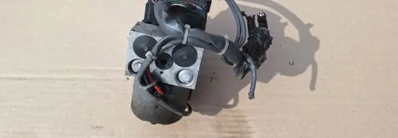 Nissan X-Trail T30 ABS Pump 51000040190
