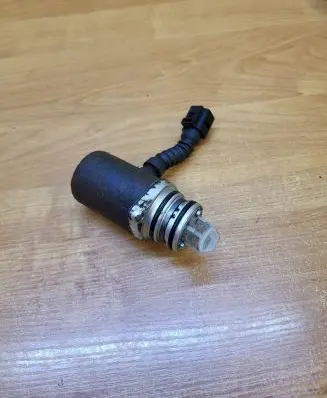 Volvo XC70 Rear gearbox reducer motor 