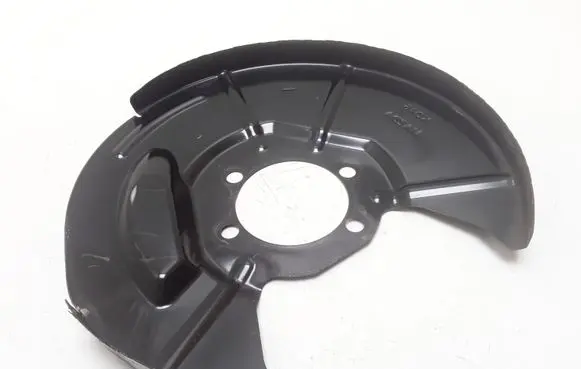 Mazda CX-5 II Rear brake disc plate dust cover 71118109 D811212998