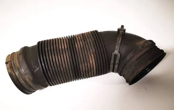 Audi A3 S3 8P Air intake hose/pipe 1j0129684b