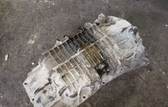 Ford Focus Oil sump 98MM6675CB