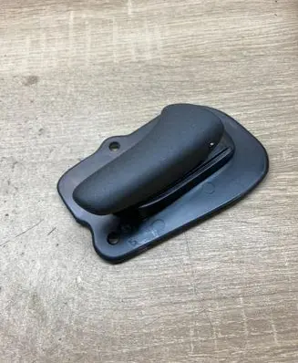 Opel Corsa B Front door interior handle 90388606