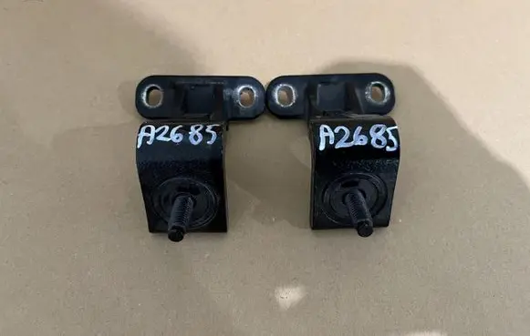 Audi A3 S3 8V Tailgate/trunk/boot hinge 8V3827299C