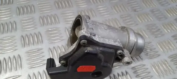 Renault Twingo II Throttle valve 8200614985 281018611