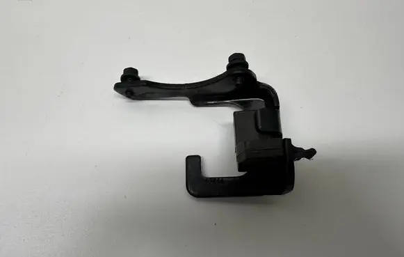 Chrysler Pacifica Sliding door check strap stopper 68185970AA 970AA 1087
